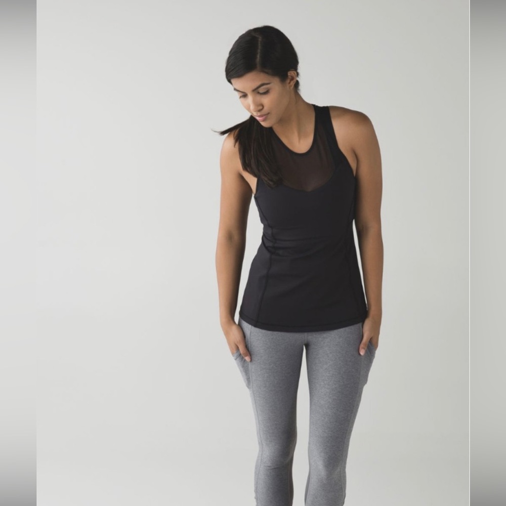 Lululemon | running in the city tank | black | 8